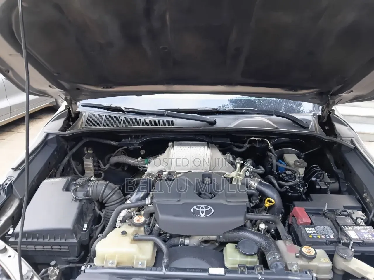 Toyota Hilux Revo Double Cab Deisel 2.4 AWD 2020 Silver