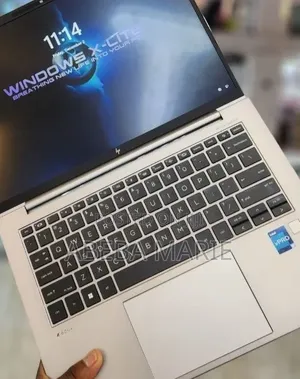 New Laptop HP ZBook Firefly 14 G10 16GB Intel Core i7 SSD 512GB