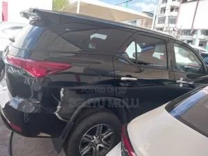 Toyota Fortuner 2.8 D AWD 2022 Black