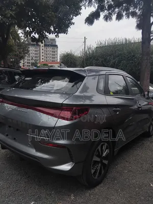 New BYD E2 43 kWh 94 hp FWD 2025 Silver