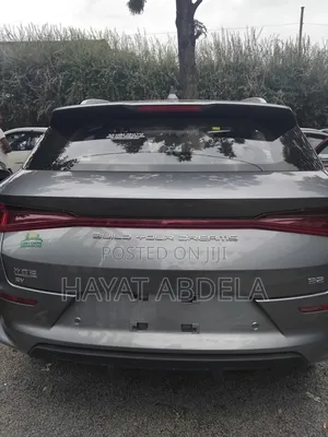 New BYD E2 43 kWh 94 hp FWD 2025 Silver
