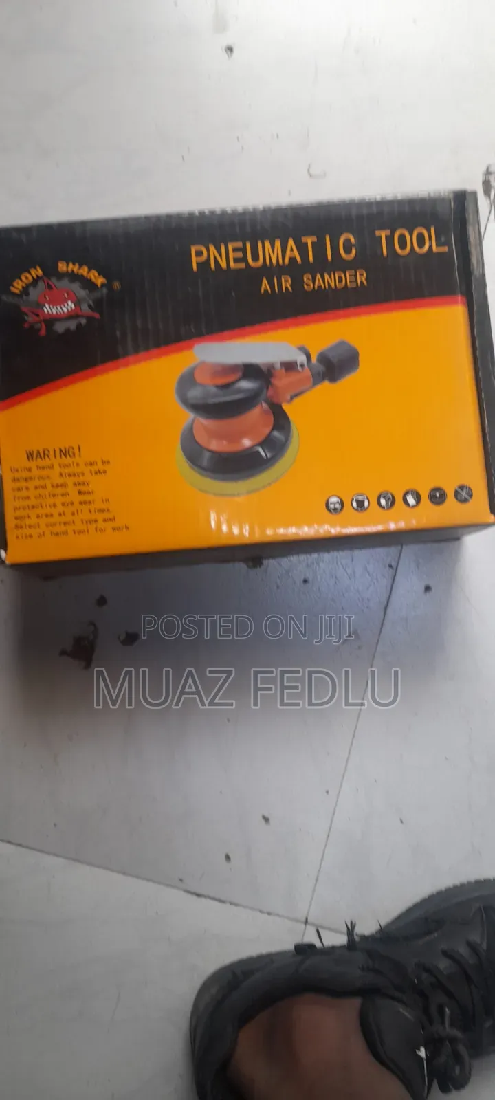 Iron Shark Air Sander