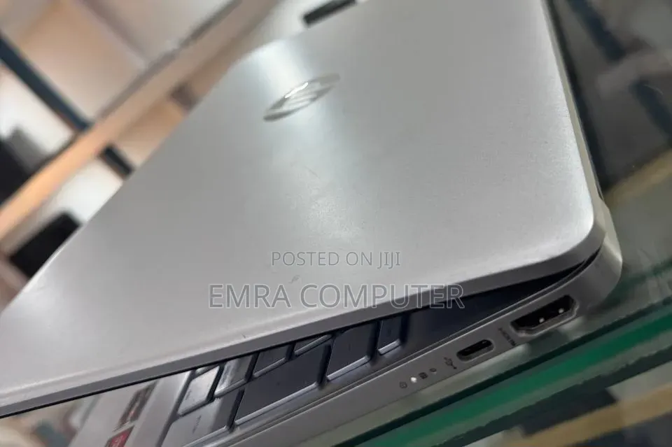 New Laptop HP 16GB AMD Ryzen 5 SSD 512GB