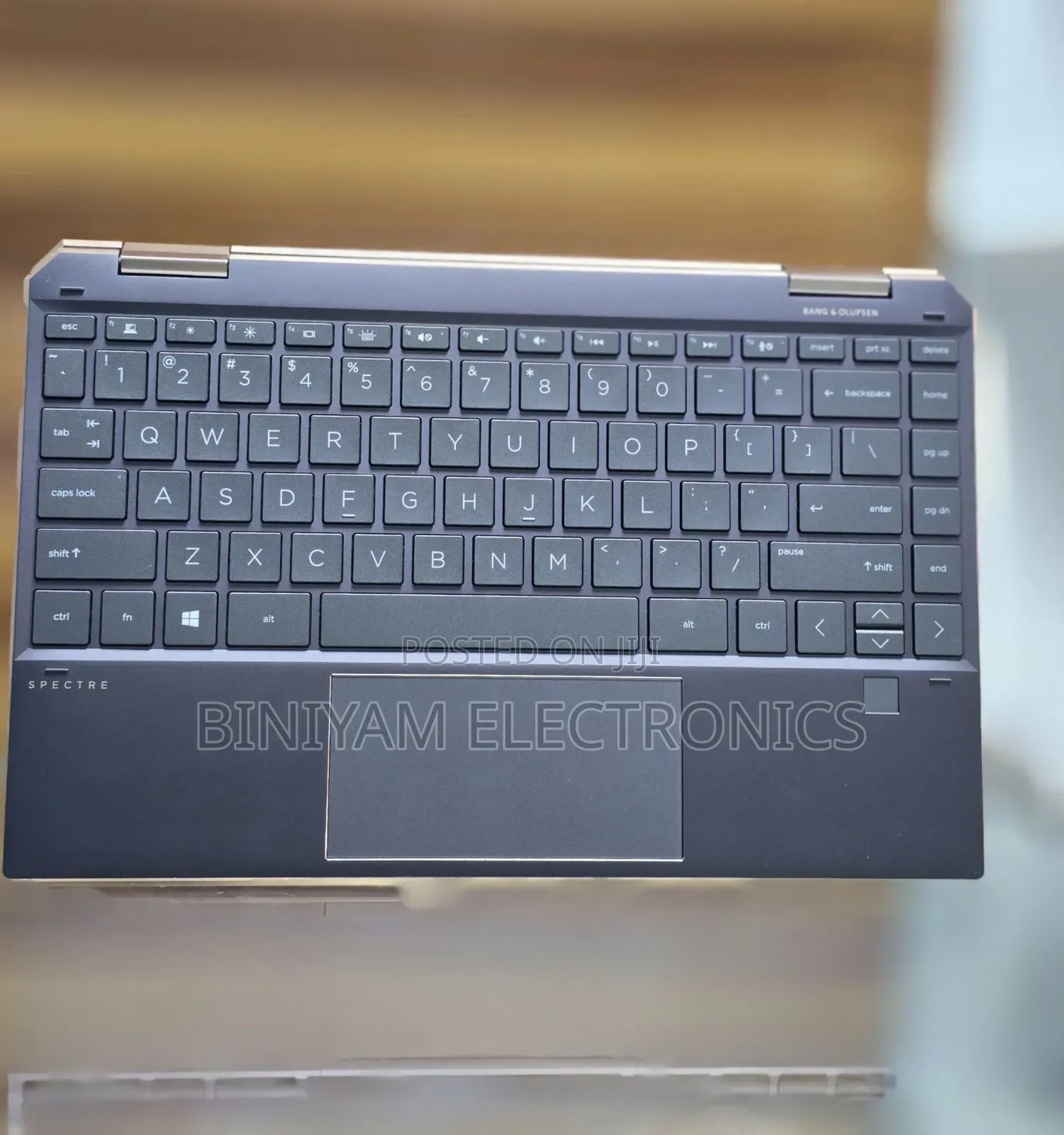 New Laptop HP Spectra 13 16GB Intel Core i7 SSD 1T