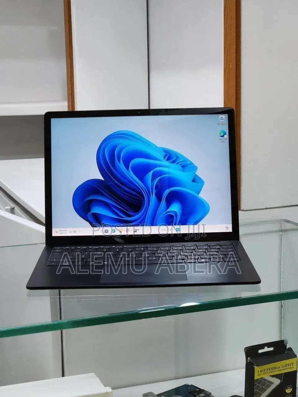New Laptop Microsoft Surface Laptop 4 16GB Intel Core i7 SSD 512GB
