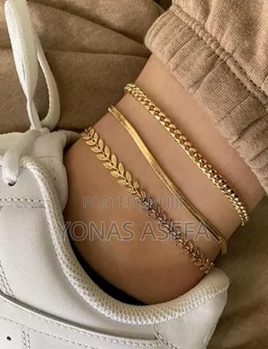 Women Fashion Layer Flat