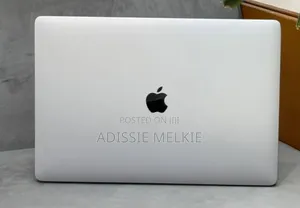 New Laptop Apple MacBook Pro 2019 32GB Intel Core i9 SSD 512GB