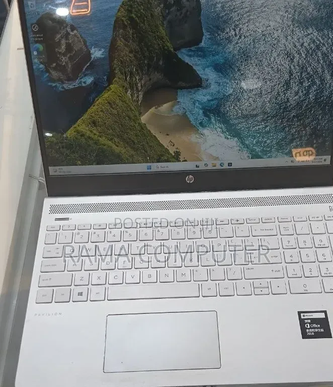 New Laptop HP Pavilion 15 16GB Intel Core i7 SSD 512GB