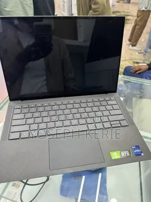 New Laptop Dell Precision 3580 32GB Intel Core i9 SSD 512GB