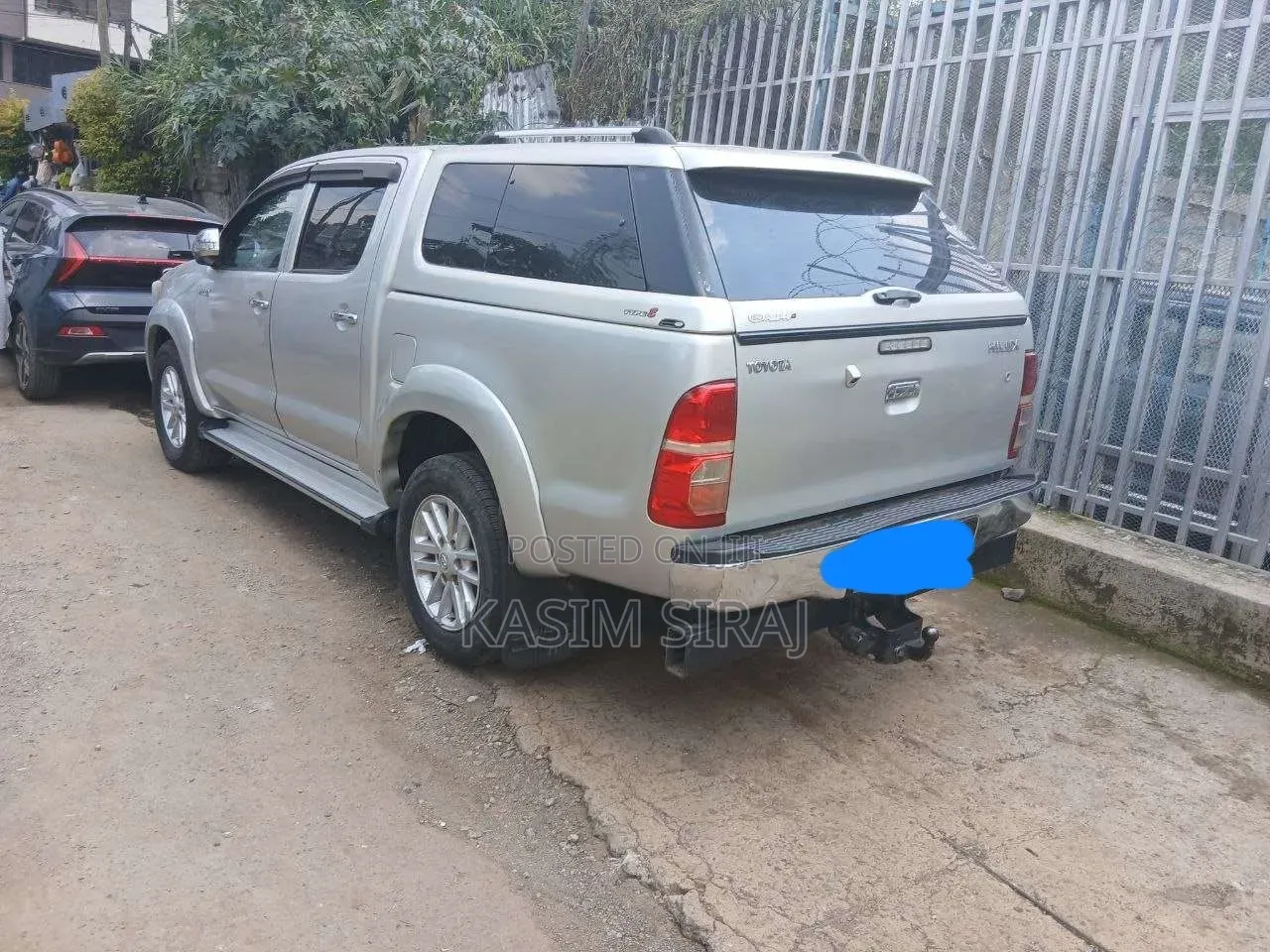 Toyota Hilux 2013 Silver