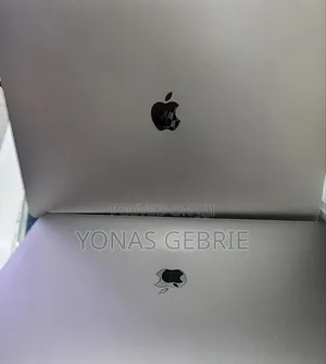 New Laptop Apple MacBook 16GB Intel Core i7 SSD 512GB