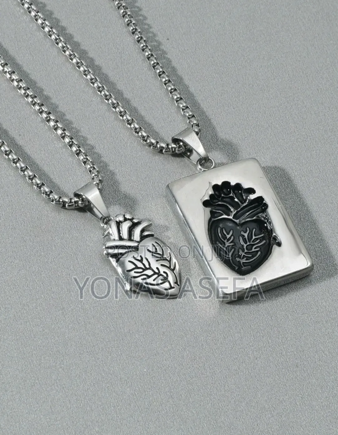 Necklaces 2pcs