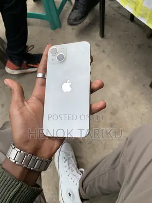 New Apple iPhone 13 128 GB White