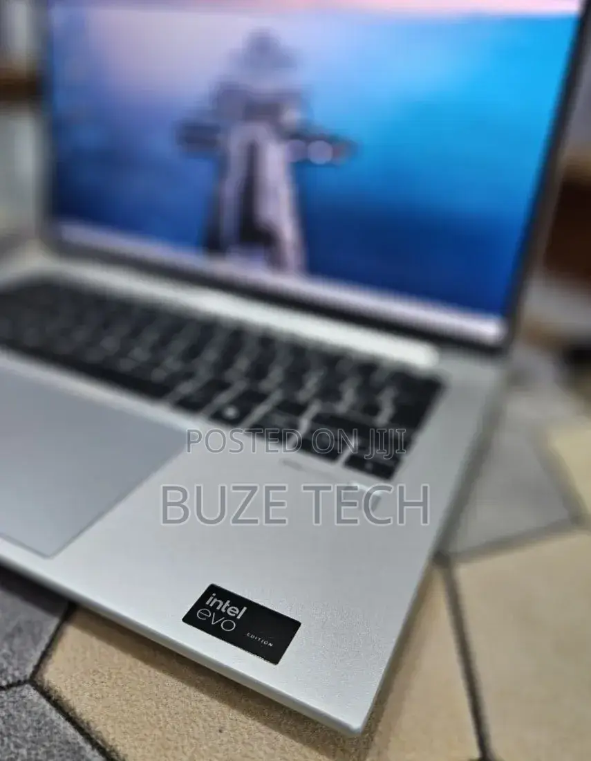 New Laptop HP EliteBook 840 G11 16GB Intel Core Ultra 7 SSD 512GB