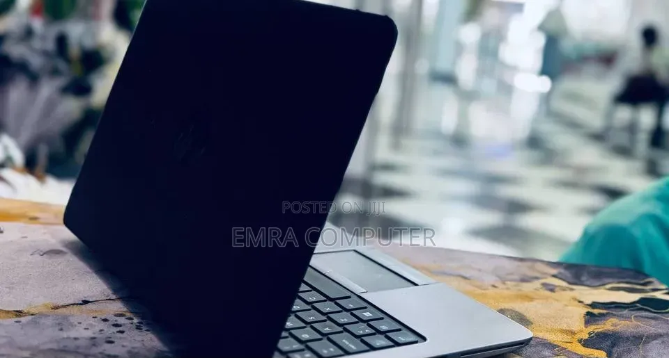 New Laptop HP EliteBook 820 G2 8GB Intel Core i5 SSD 500GB