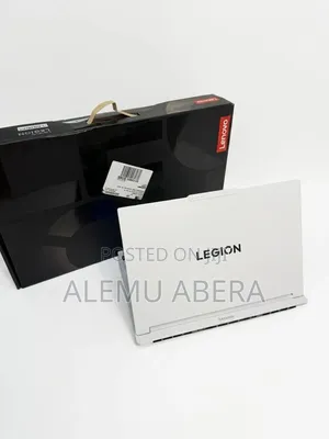 New Laptop Lenovo Lrgion 7i 32GB Intel Core Ultra 9 SSD 1T