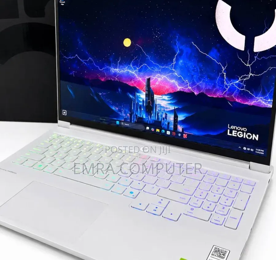 New Laptop Lenovo 32GB Intel Core Ultra 9 SSD 1T