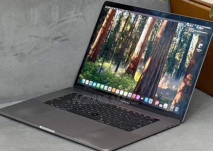 New Laptop Apple MacBook Pro 2019 32GB Intel Core i9 SSD 512GB