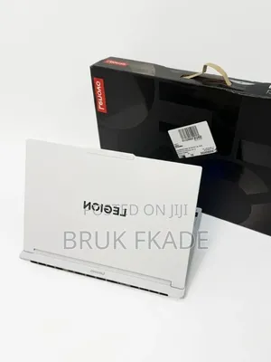 New Laptop Lenovo Lrgion 7i 32GB Intel Core Ultra 9 SSD 1T