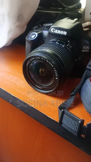 Canon Eos 4000d