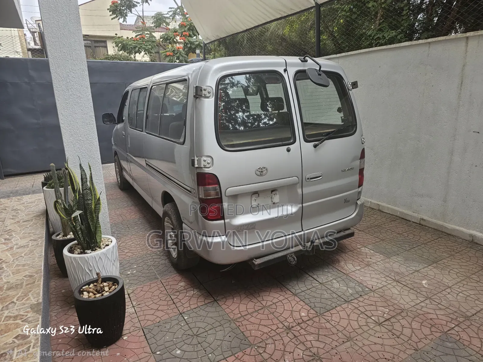 Toyota HiAce 2008 Silver
