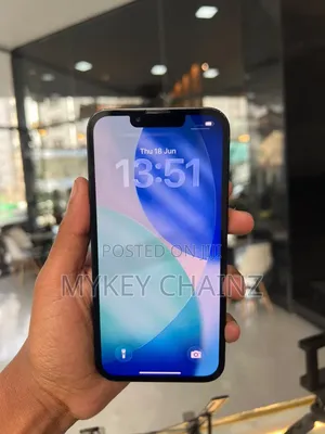 Apple iPhone 13 128 GB Black