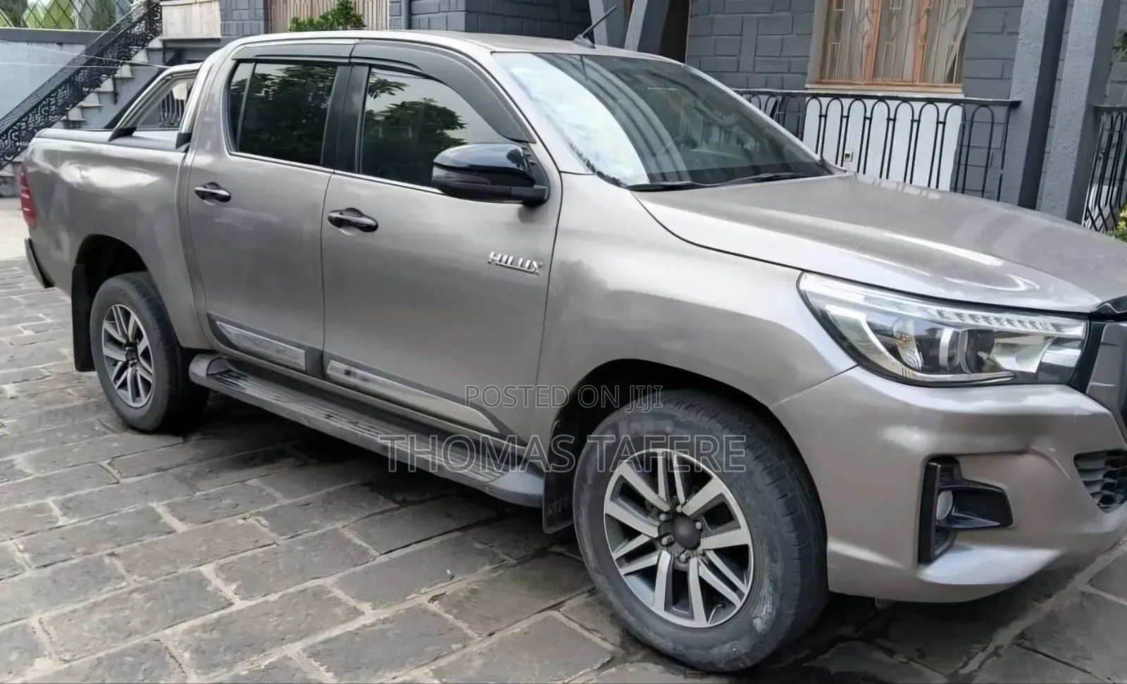 Toyota Hilux 2020 Silver