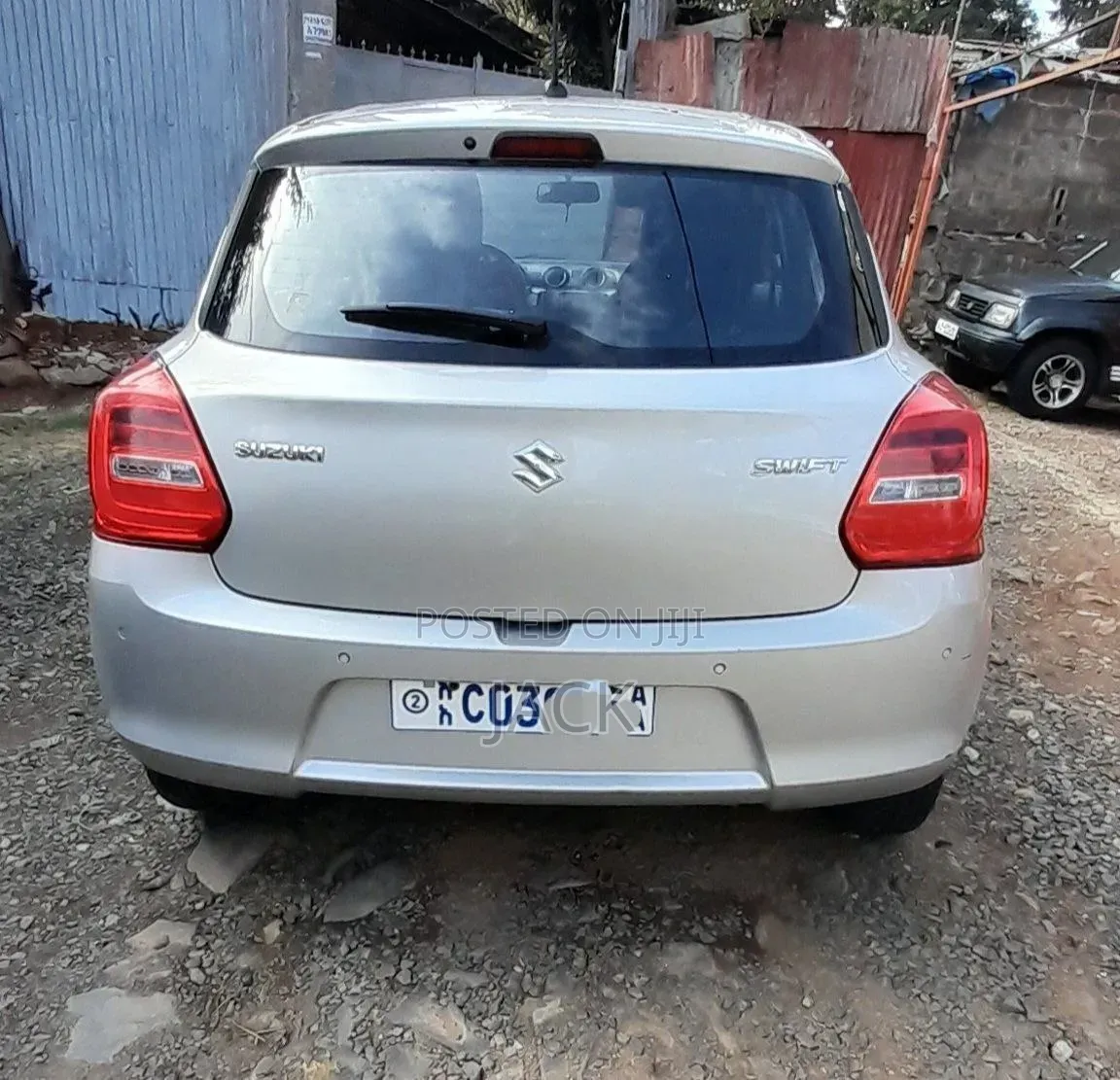 Suzuki Swift 2022 Silver