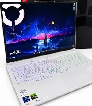 New Laptop Lenovo Legion Pro 7 32GB Intel Core Ultra 9 SSD 1T