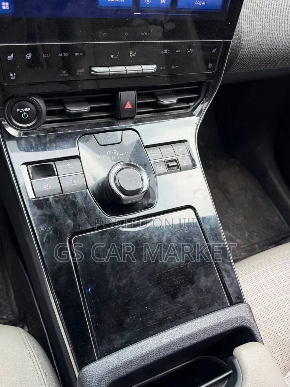 Toyota bZ4X 71.4 kWh FWD 2023 Silver