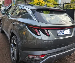 Hyundai Tucson XRT 2022 Gray