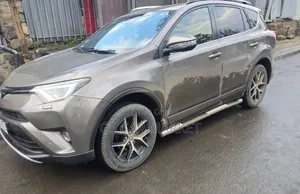 Toyota RAV4 2016 Gray