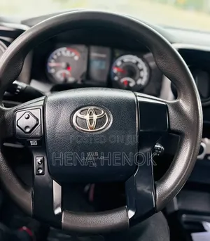 Toyota Tacoma 2020 Blue