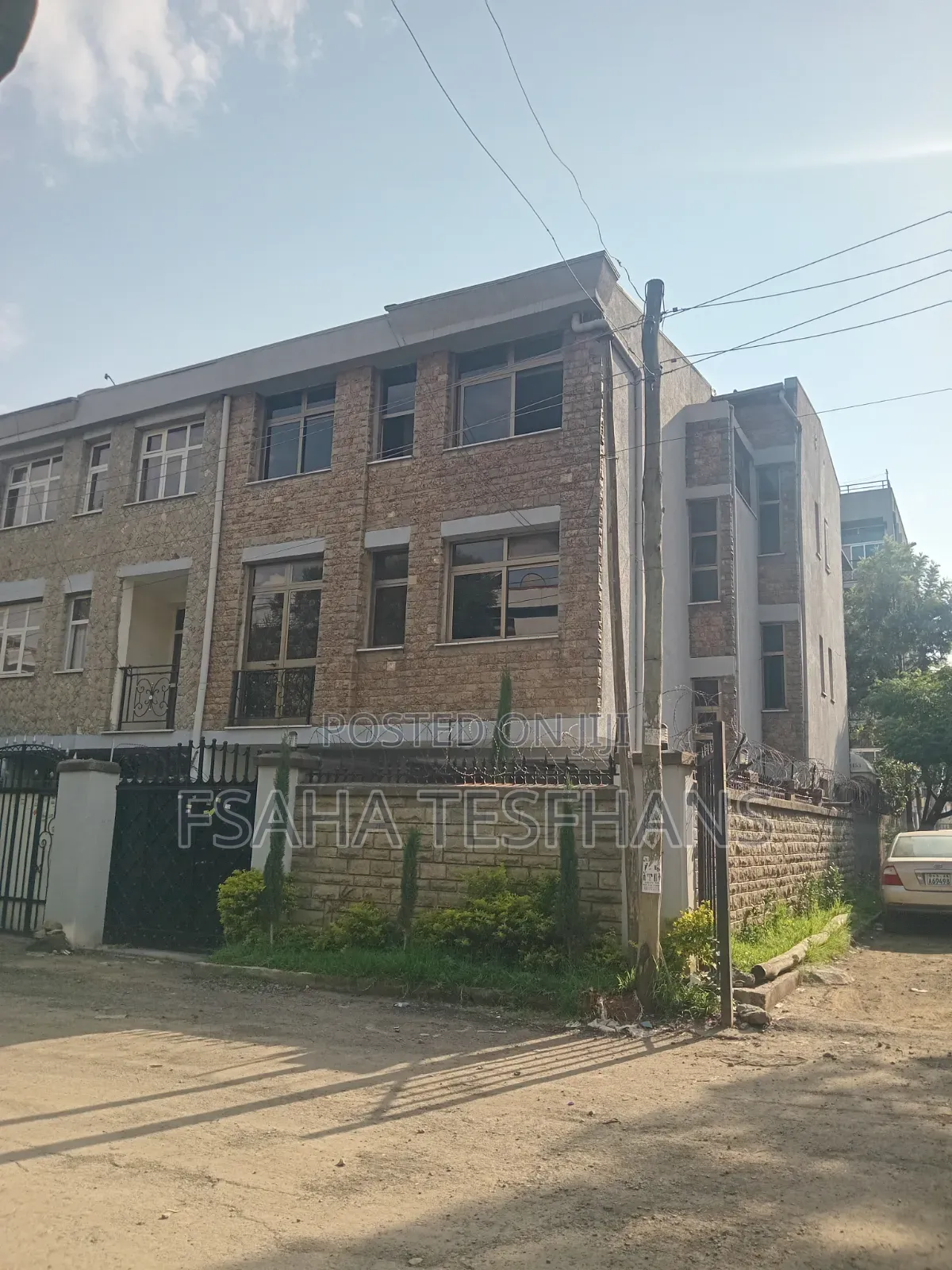 4bdrm House in G+1, Yeka for rent