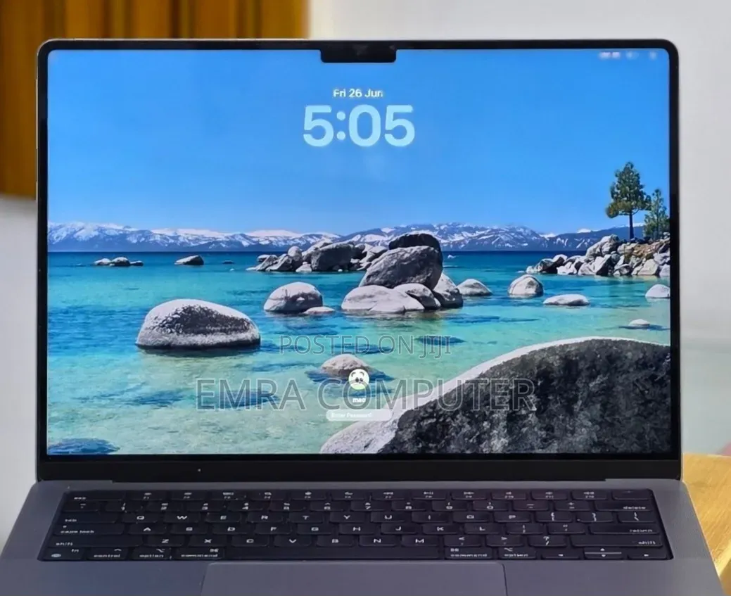 New Laptop Apple MacBook Pro 2020 M1 32GB Apple M1 SSD 512GB