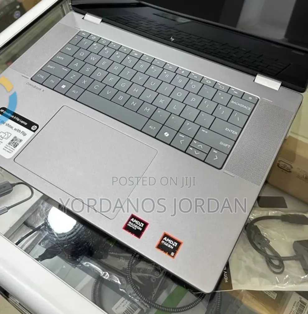 New Laptop HP OmniBook X Flip 14" 8GB AMD Ryzen 5 SSD 512GB