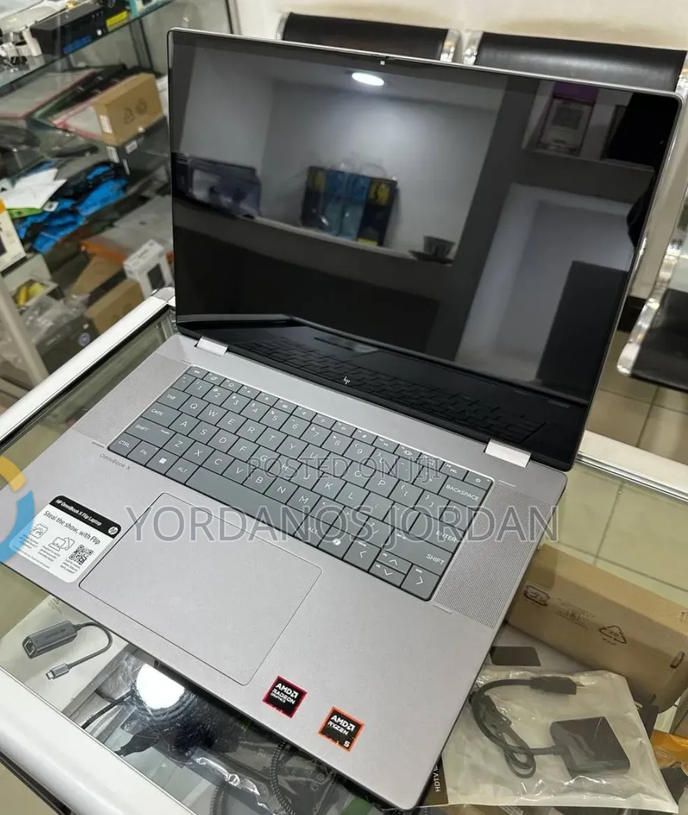 New Laptop HP OmniBook X Flip 14" 8GB AMD Ryzen 5 SSD 512GB