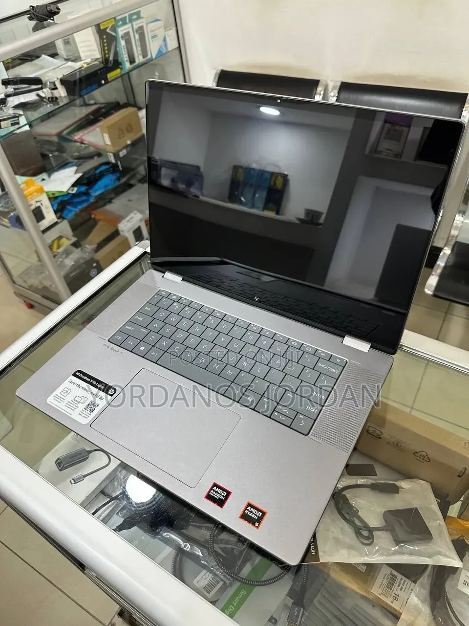 New Laptop HP OmniBook X Flip 14" 8GB AMD Ryzen 5 SSD 512GB