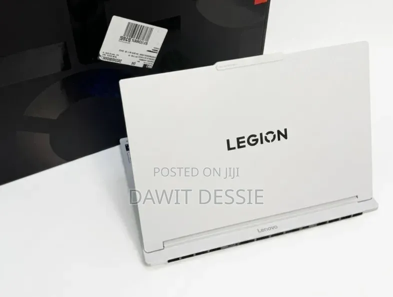 New Laptop Lenovo Lrgion 7i 32GB Intel Core Ultra 9 SSD 1T