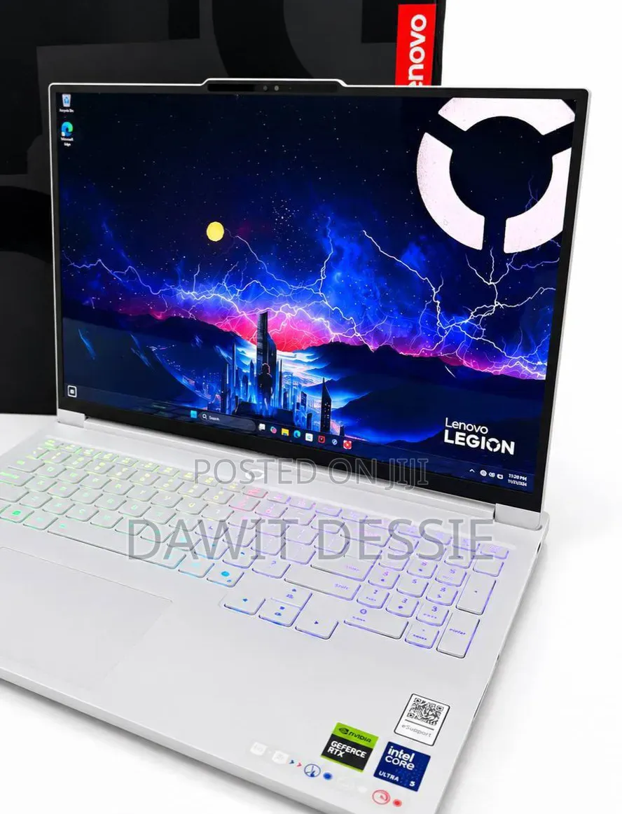 New Laptop Lenovo Lrgion 7i 32GB Intel Core Ultra 9 SSD 1T
