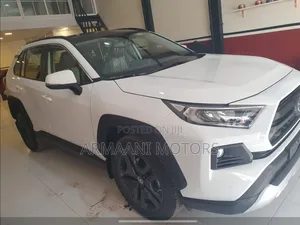 New Toyota RAV4 Limited AWD 2023 Pearl