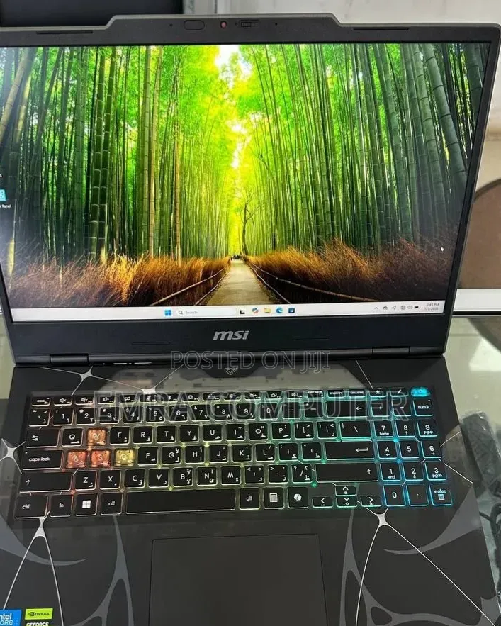 New Laptop MSI 16GB Intel Core 7 SSD 512GB