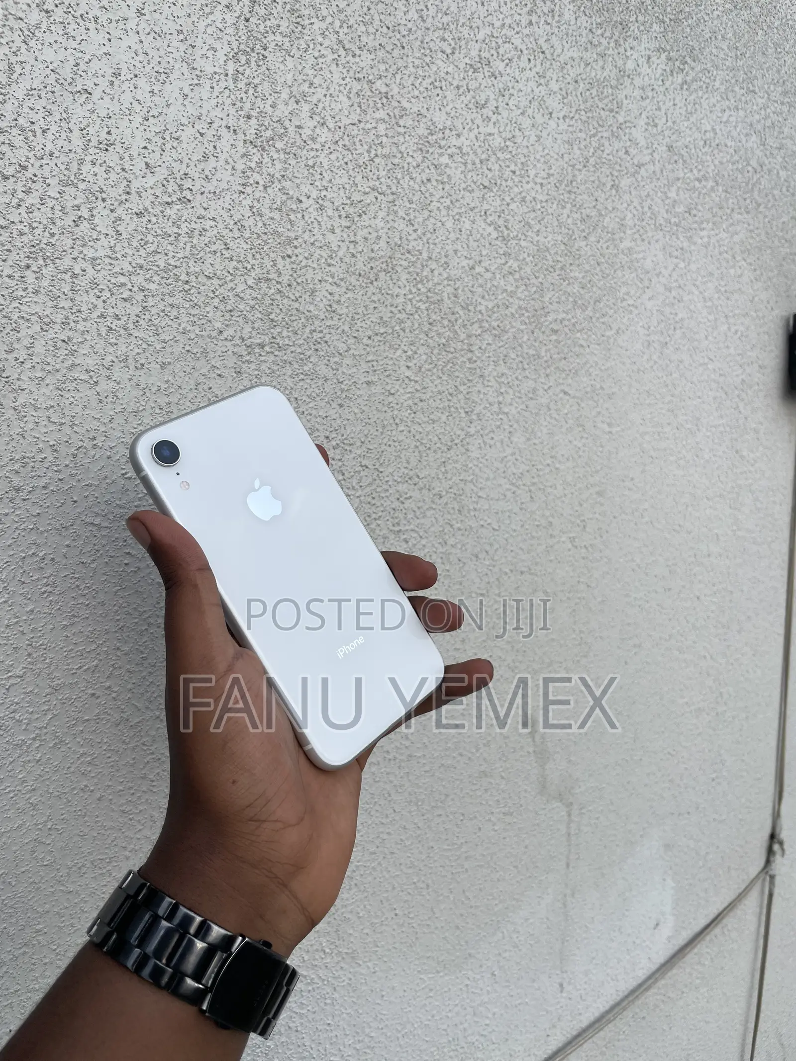 Apple iPhone XR 64 GB White
