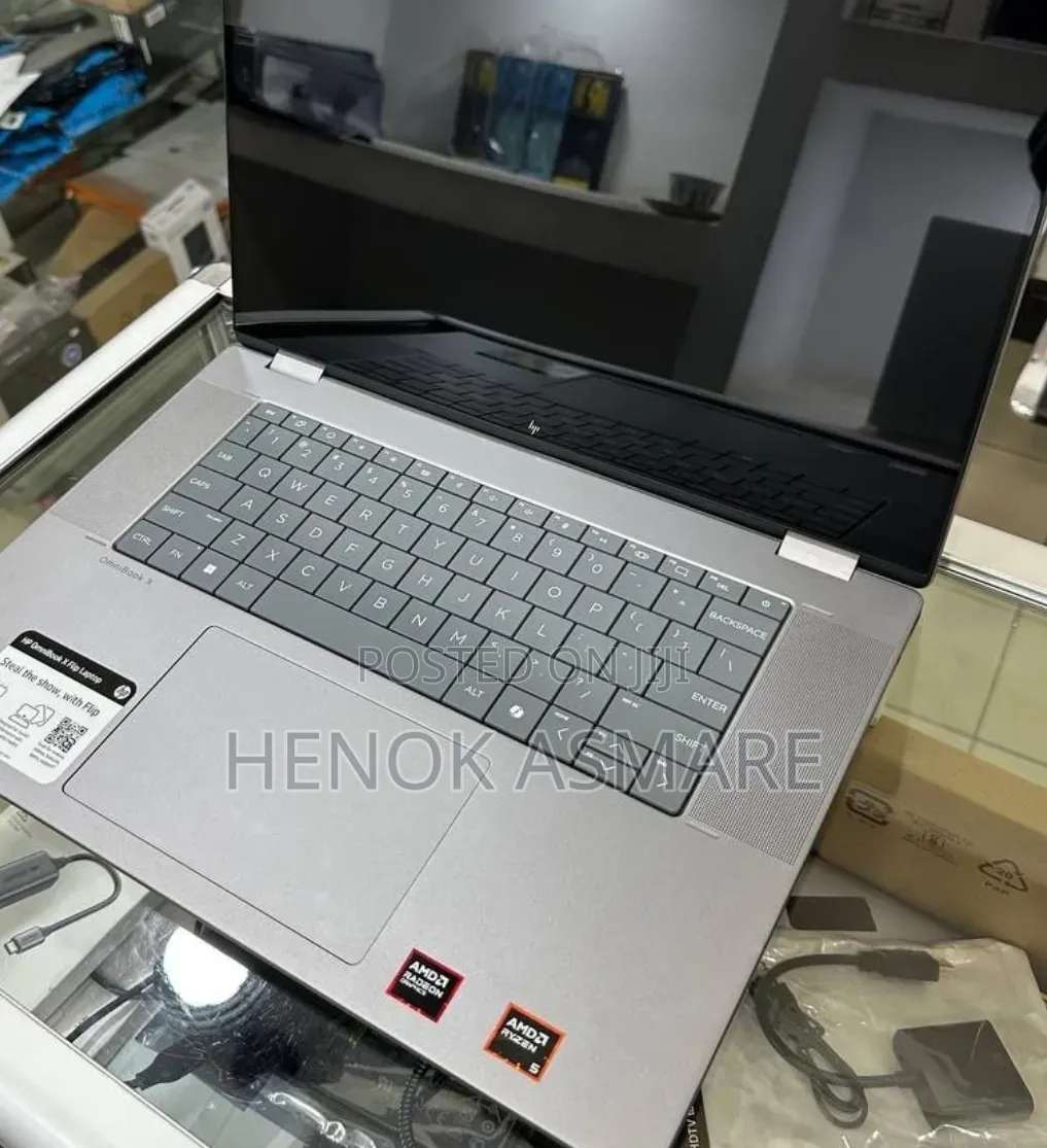 New Laptop HP OmniBook 5 14" 8GB AMD Ryzen 5 SSD 512GB