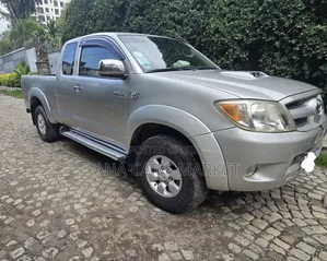 Toyota Hilux 2007 Silver