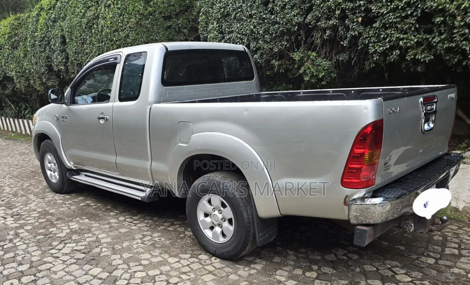 Toyota Hilux 2007 Silver