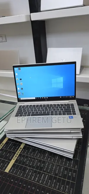 New Laptop HP EliteBook 840 G8 16GB Intel Core i5 SSD 512GB