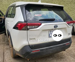 Toyota RAV4 2023 White