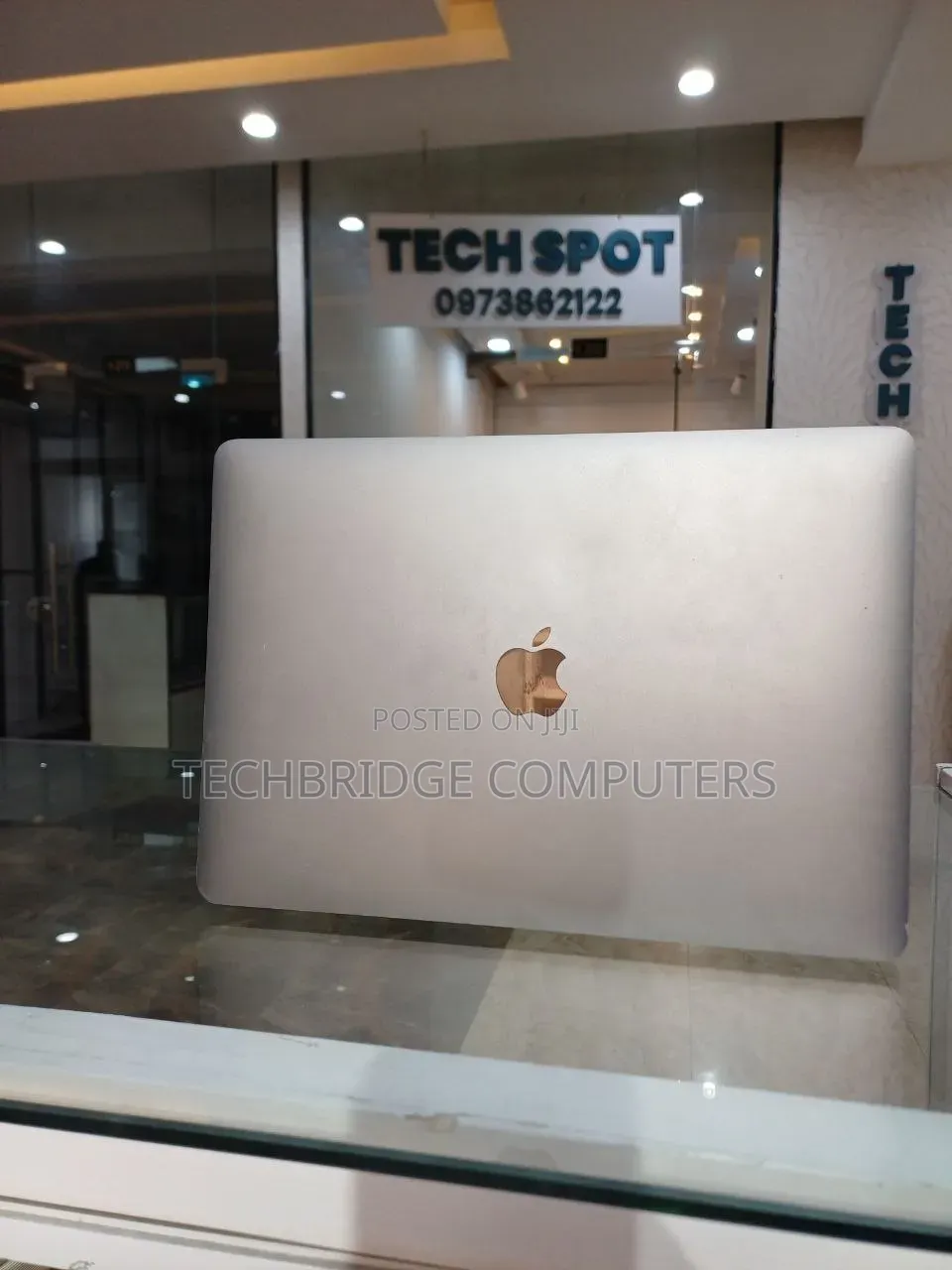Laptop Apple MacBook Pro 2016 8GB Intel Core i5 SSD 512GB