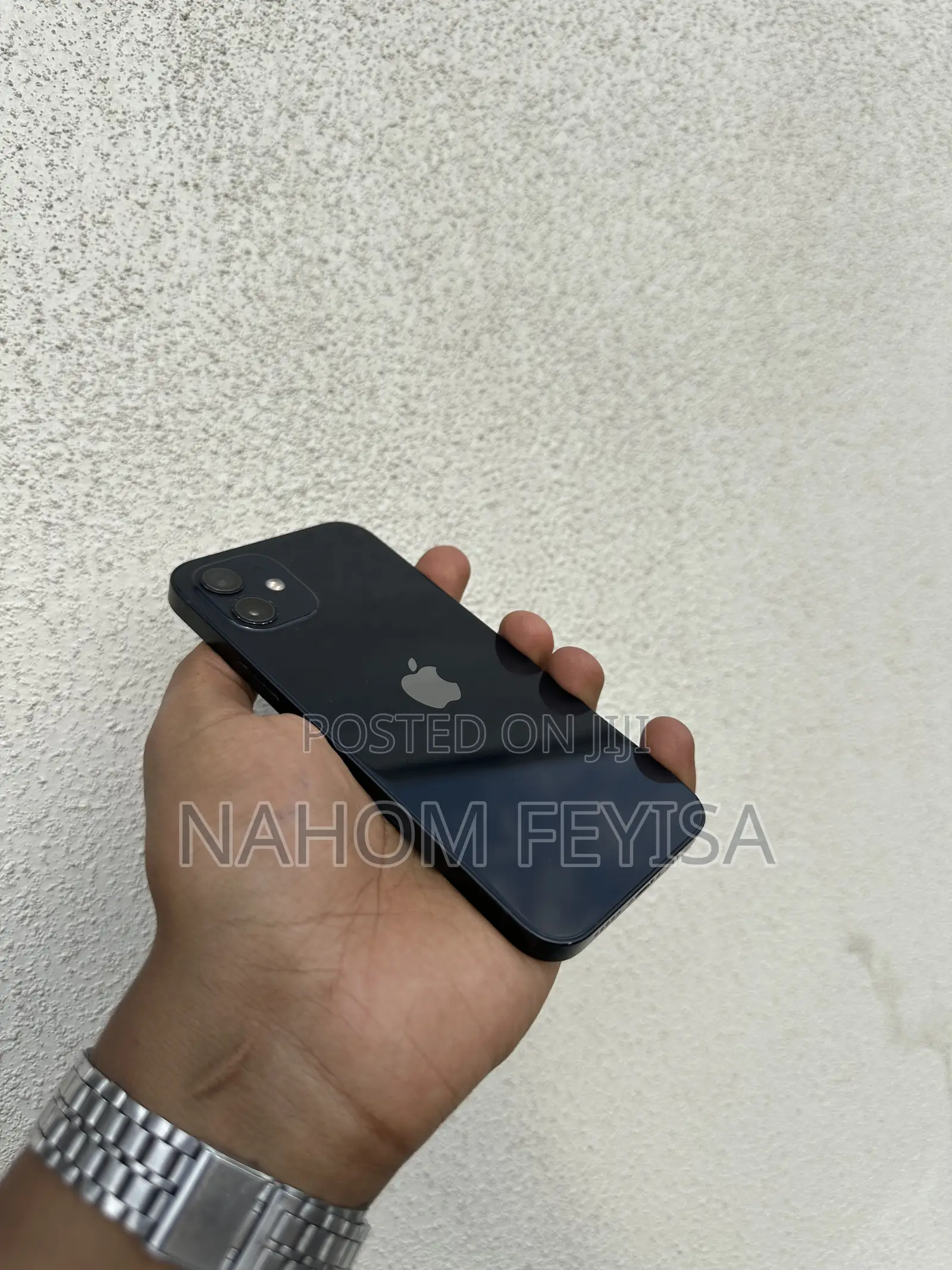Apple iPhone 12 64 GB Black